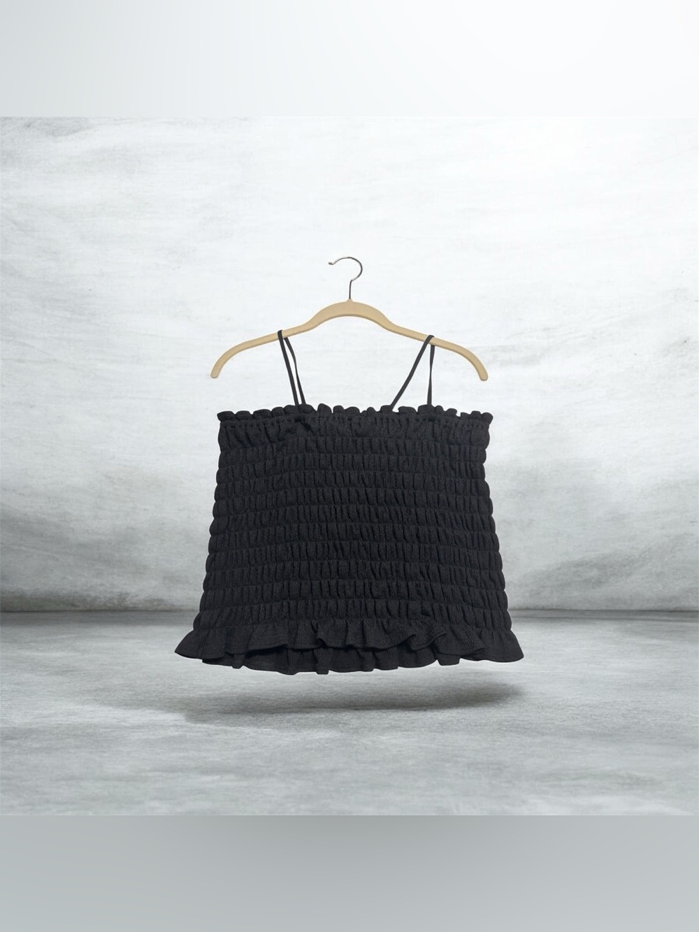Treasure & Bond Black Smocked Ruffle Cami Large NWT - Picture 3 of 10